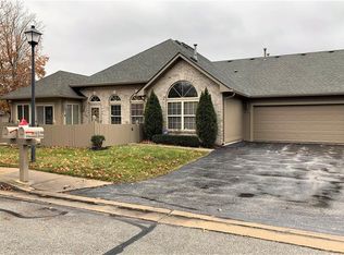 11280 Vineyard Dr, Fishers, IN 46038