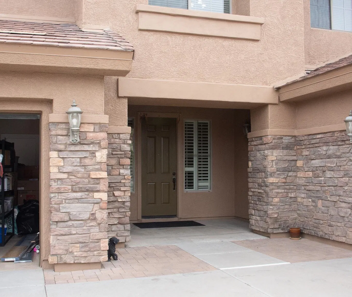 2345 W Andrea Dr — Photo 2