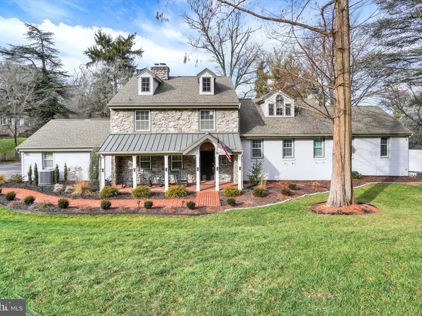 735 Carroll Rd, York, PA 17403