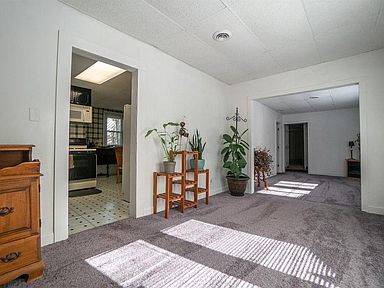 1802 Evans Ave UNIT B, Valparaiso, IN 46383 | Zillow