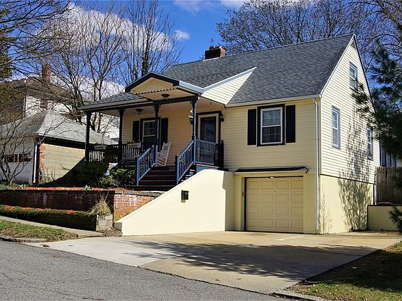 2nd image of 20 Fairbanks St