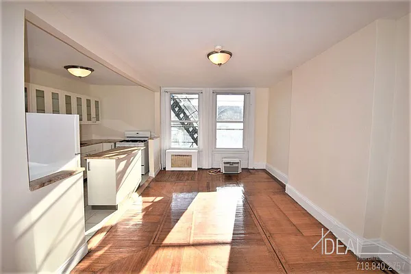 Rented by Ideal Properties Group | media 27