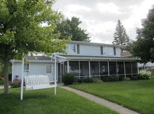754 S Clear Lake Dr, Fremont, IN 46737