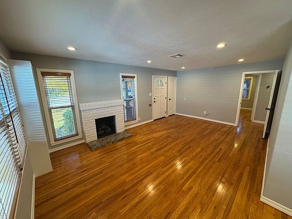 4th image of 4141 McKinley Blvd