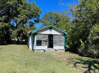 1101 W 9th St, Okmulgee, OK 74447