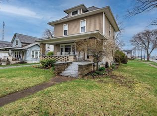 302 W 2nd St, Port Clinton, OH