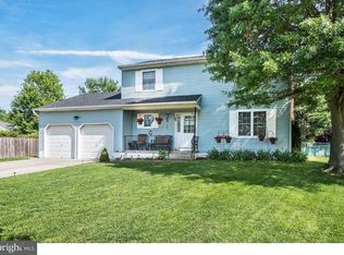 2 Lloyd Ct, Marlton, NJ 08053