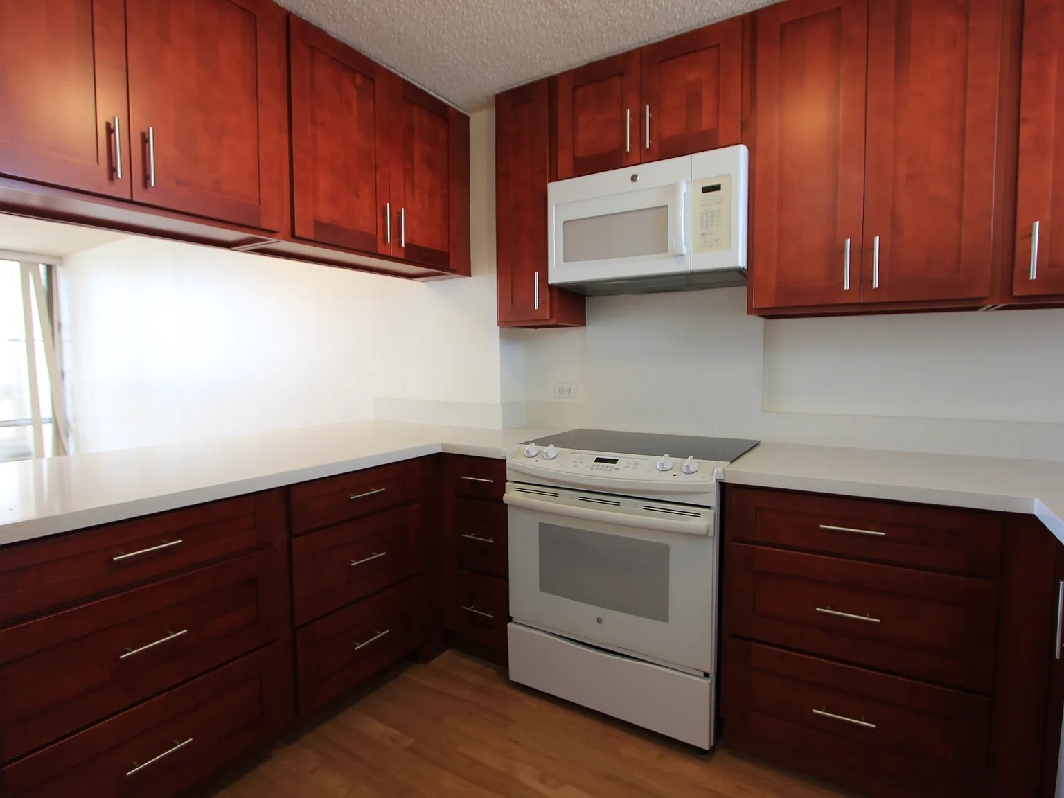 1 bed, 684 sqft, $2,600 — Photo 4