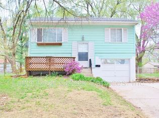 1502 N Osage Trl, Independence, MO 64058