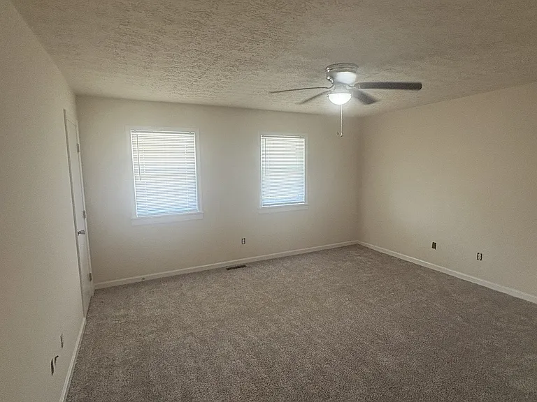 1612 Highland Way #C — Photo 8