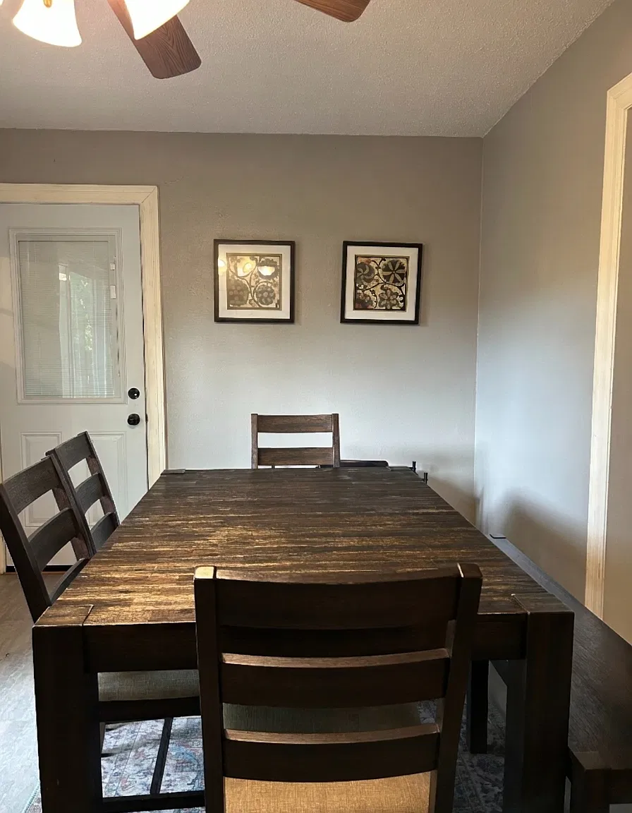 3 bed, 1.5 bath, 1212 sqft, $1,465 — Photo 4