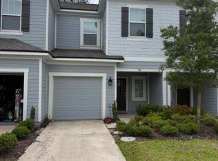 362 Annies Pl, Jacksonville, FL 32218