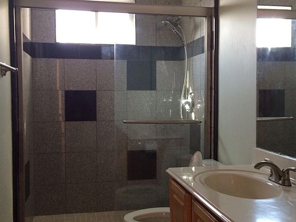 3rd image of 1370 Briar Creek Dr