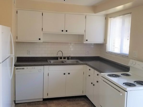 17 E Beaumont Rd
