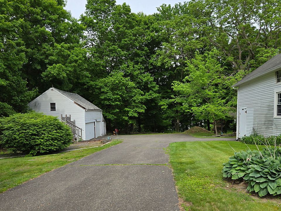 2nd image of 89 Clark Hill Road