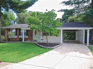 350 Marywood Ct, Ballwin, MO