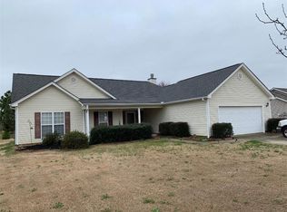 521 Cherokee Rd, Winder, GA 30680