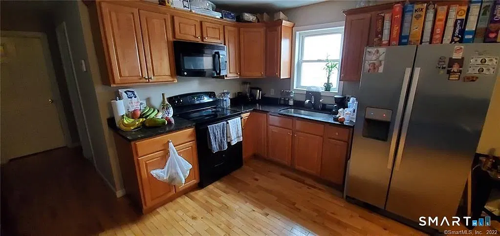 2 bed, 1.0 bath, 700 sqft, $1,900 — Photo 4