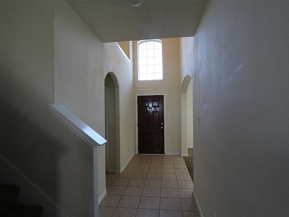 3rd image of 863 Sand Crab Ln