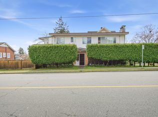 407 E 13th St, North Vancouver, BC