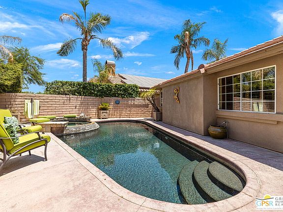 4th image of 1355 Emerald Ct