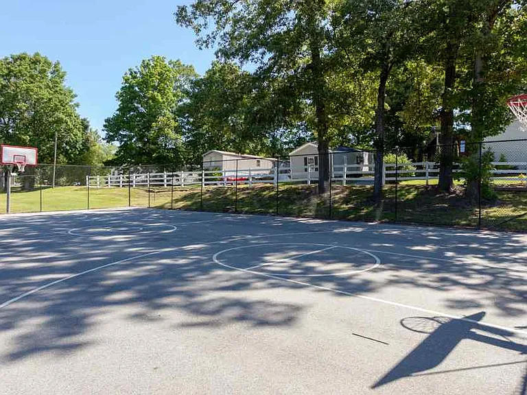 Woodlake (NC) — Photo 9