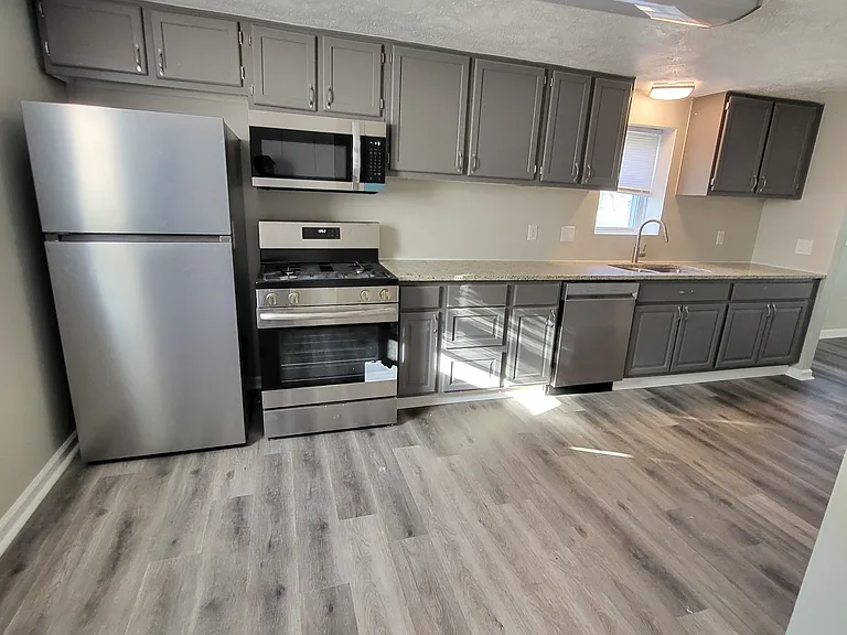 Kitchen with cabinet & appliances