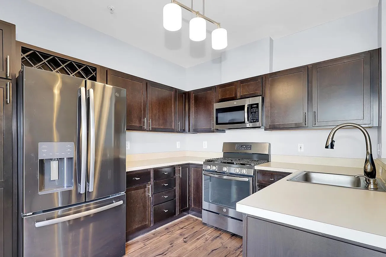 12031 Amber Ridge Cir — Photo 2