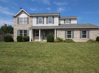 520 Fairwood Hills Rd, O Fallon, IL 62269