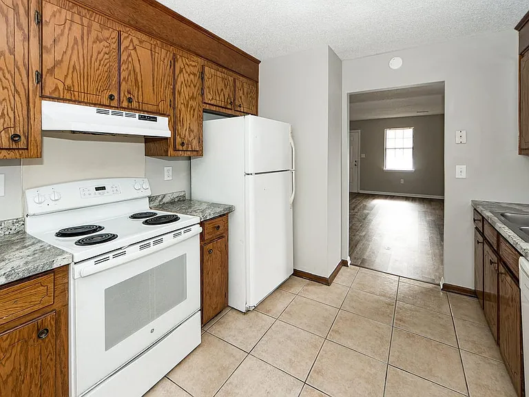7620 Valleyview Cir — Photo 14