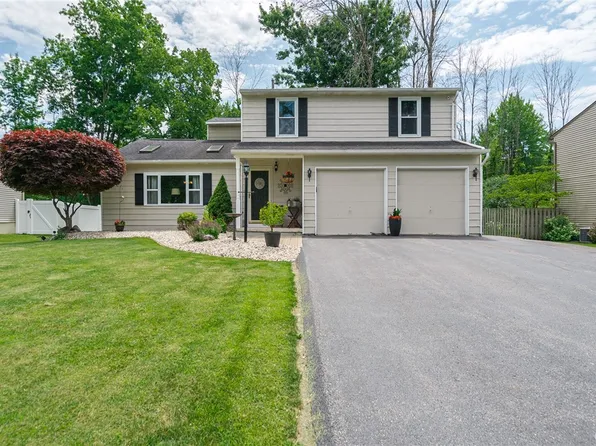 6122 Gaspe Ln, Cicero, NY 13039