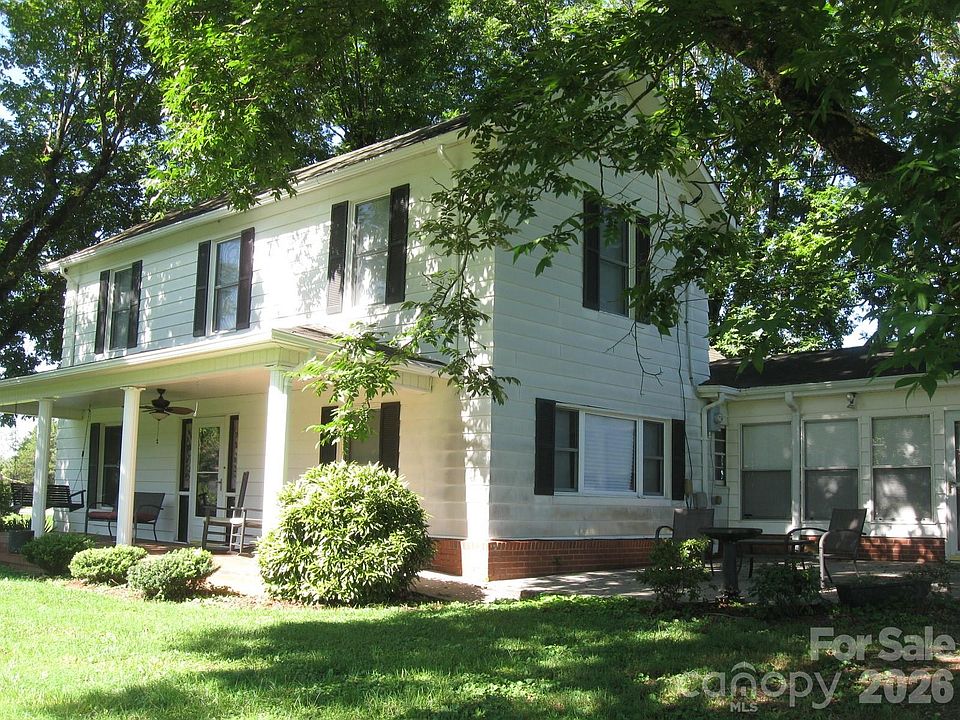 1st image of 3817 Hartland Rd