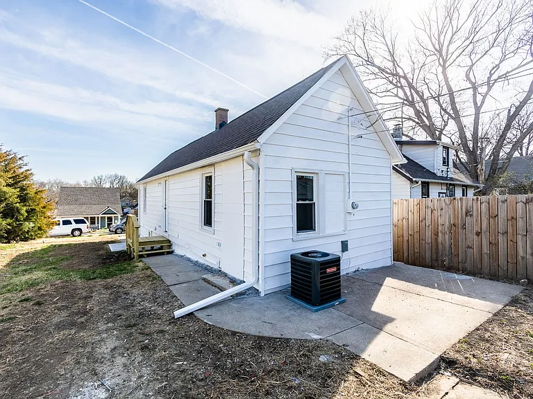 3914 Patterson St — Photo 4