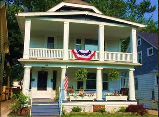 1286 Edwards Ave, Lakewood, OH 44107