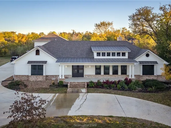 806 Thomas St, College Station, TX 77840