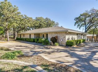 7875 Rendon Oaks Dr, Burleson, TX 76028