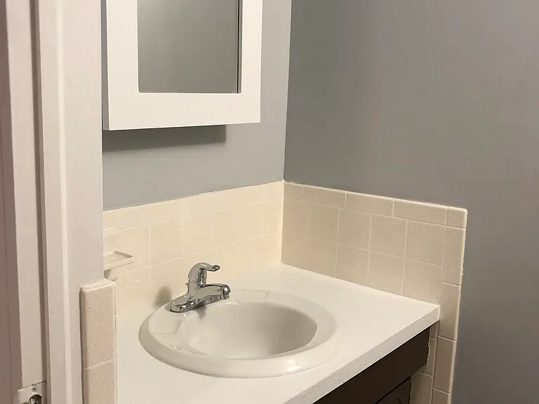 18 Washington St #3 — Photo 11