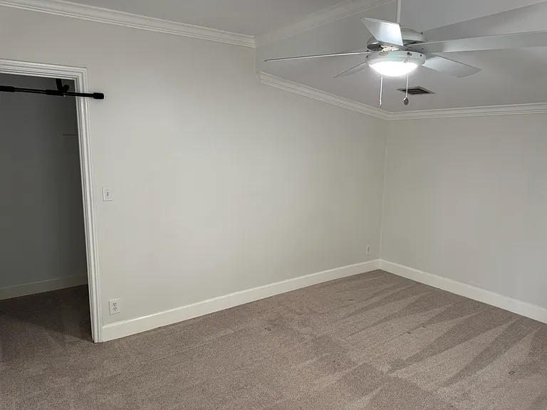 2750 Community Ave — Photo 15
