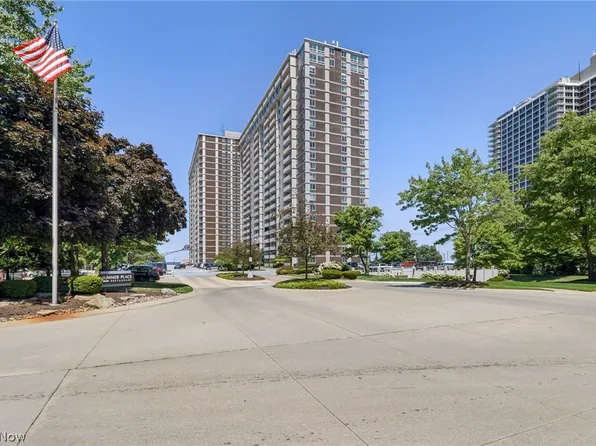 12900 Lake Ave APT 915, Lakewood, OH 44107