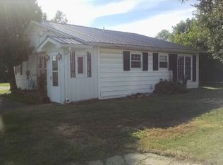 344 1/2 Main St, Massena, NY 13662