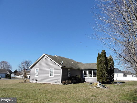 5th image of 322 Clearbrooke Blvd