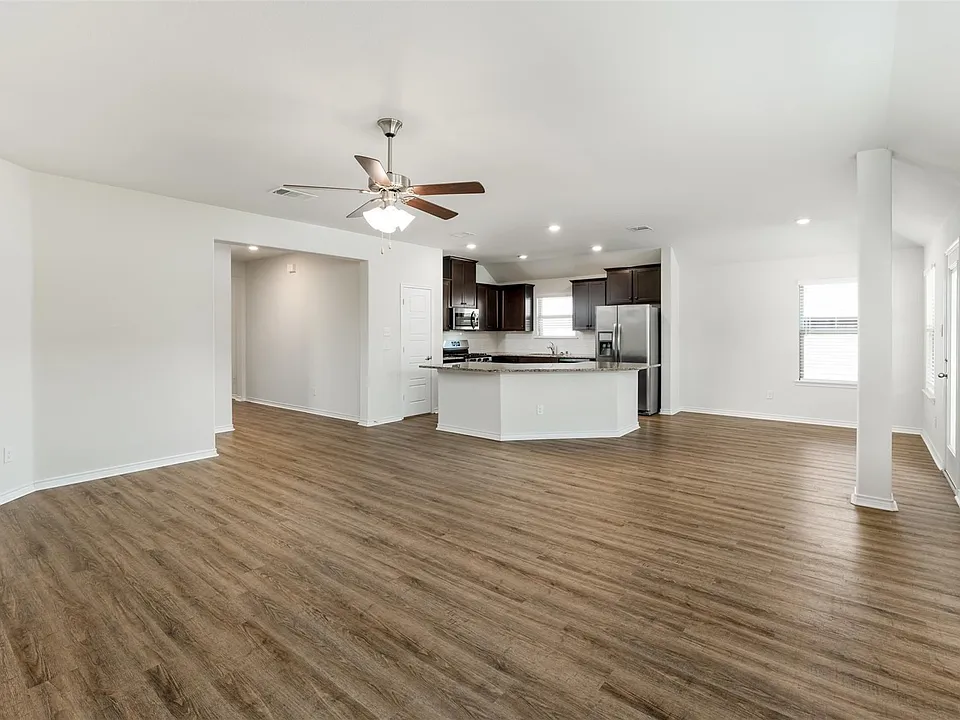 716 Bluebird Way