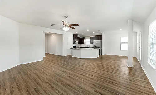 716 Bluebird Way Photo 1