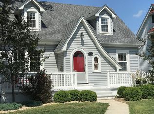 409 E Madison St, Morton, IL