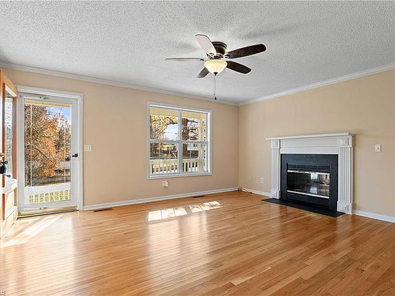 5th image of 139 Creek Meadow Dr