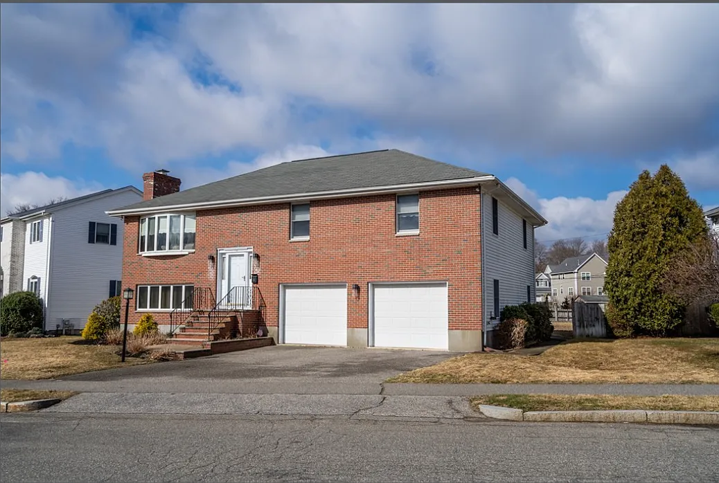 Landers Rd, Stoneham — Photo 1