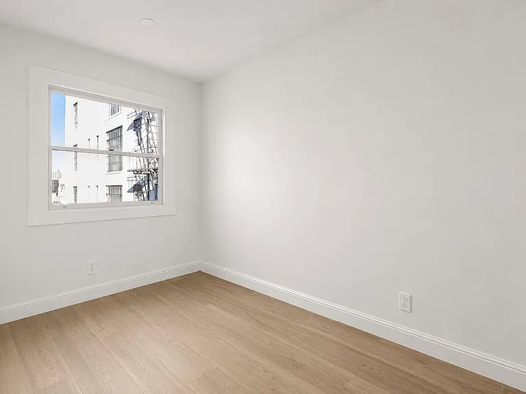 1441 Taylor St #402 — Photo 18