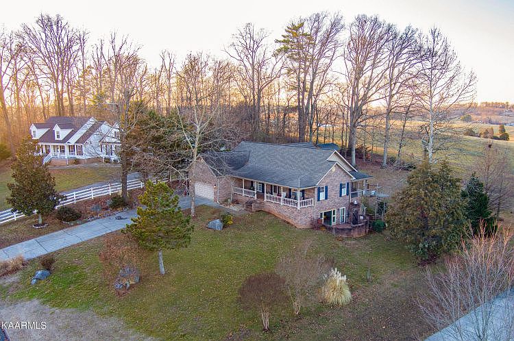 1st image of 5570 Evergreen Farms Ln