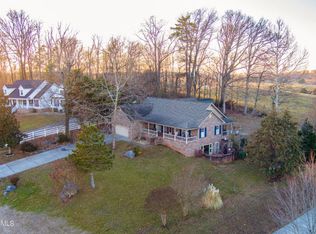 5570 Evergreen Farms Ln, Greenback, TN 37742