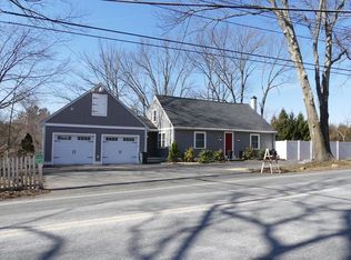 355 River Rd, Andover, MA 01810
